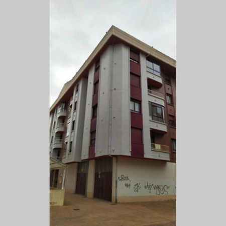 Vivienda Briviesca La Vega 2 Apartment Luaran gambar